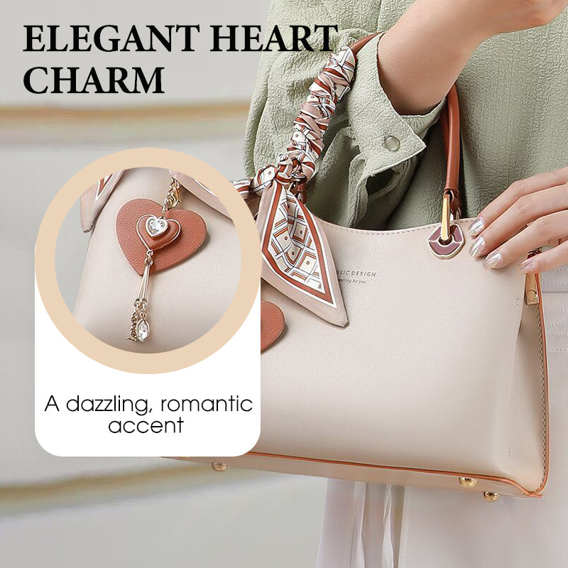 Elegante Damestas met Hartvormige Hanger